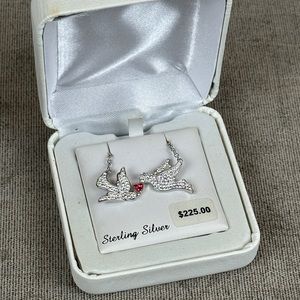 NWT Swarovski crystal dove necklace